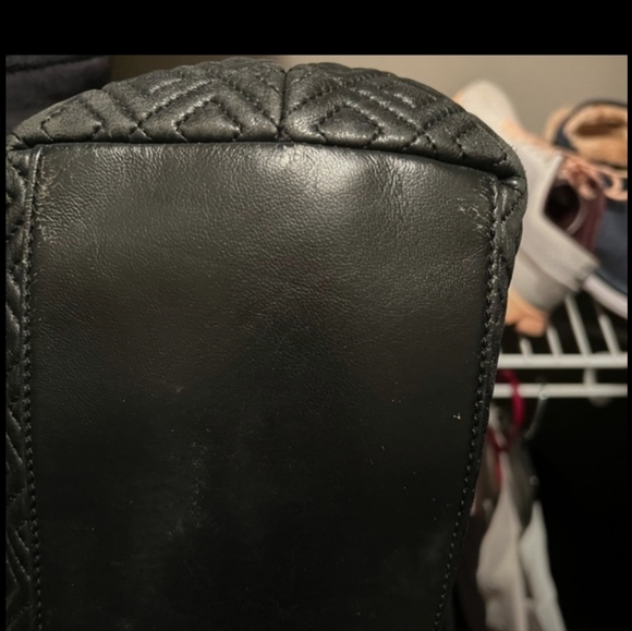 Tory Burch quilted bag - Picture 2 of 3